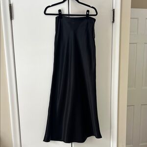 Xscape Elegant Black Maxi Skirt